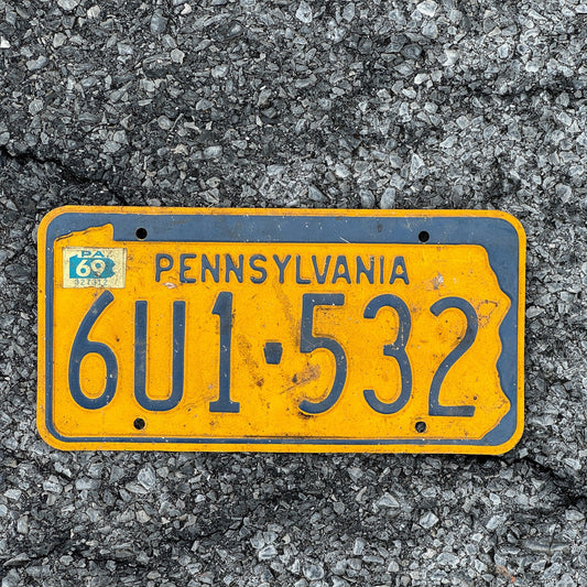 Photo of a 1965 1969 Pennsylvania License Plate Auto Tag Garage Decor Vintage 6U1 532