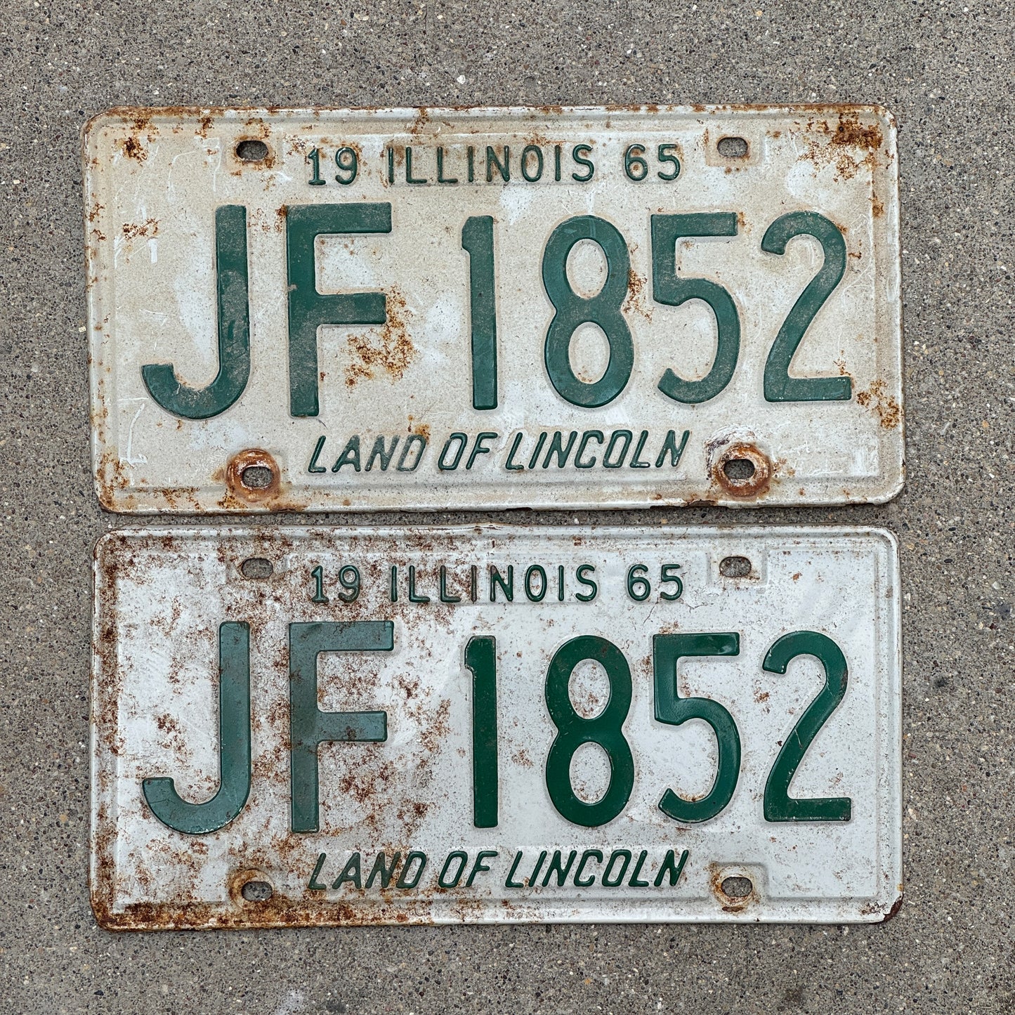 Photo of a 1965 Illinois License Plate Pair Auto Tag Garage Decor Vintage JF 1852 with original patina