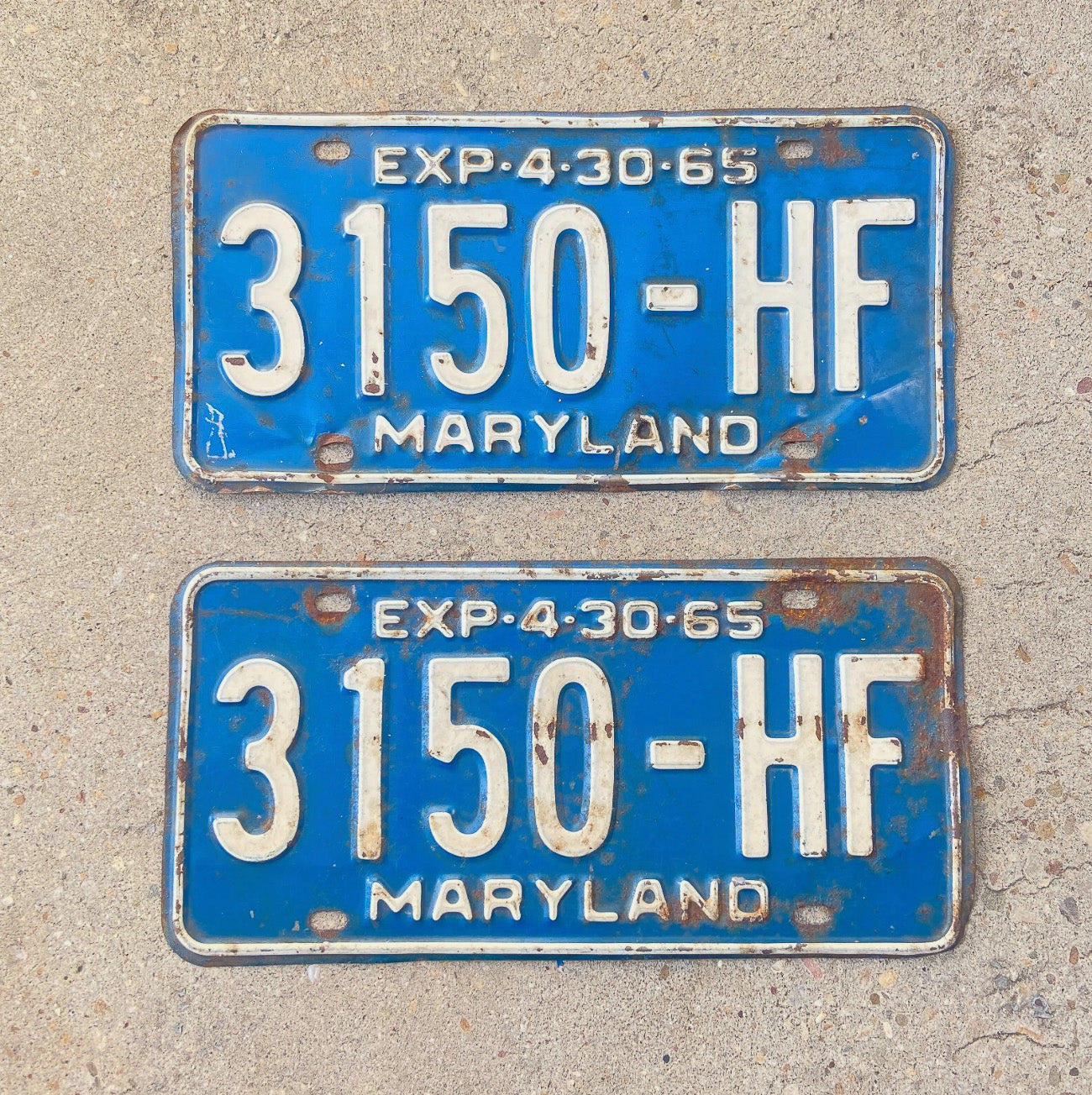 Photo of a 1965 Maryland Truck License Plate Pair Auto Tag Garage Decor Vintage 3150 HF with original patina