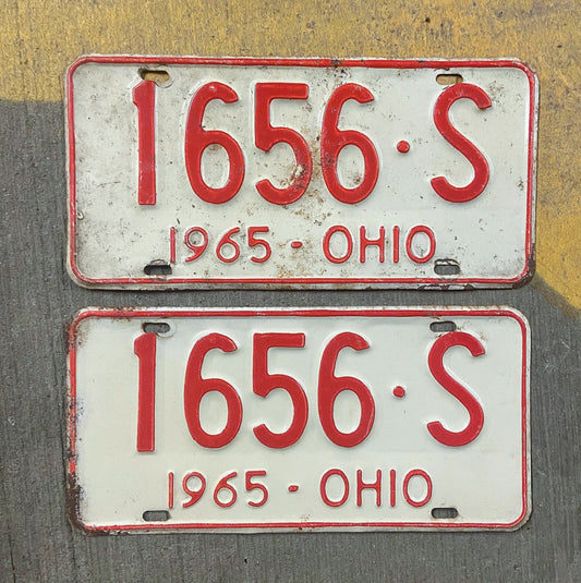 Photo of a 1965 Ohio License Plate Pair Auto Tag Garage Decor Vintage 1656 S with original patina