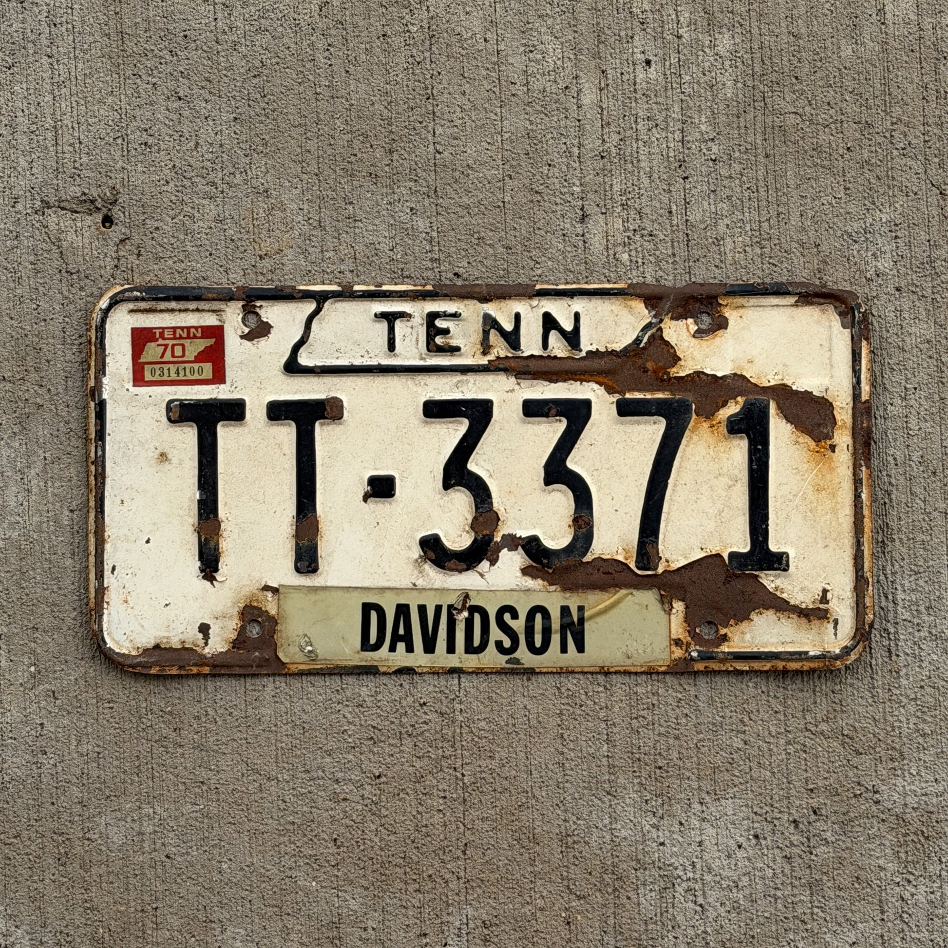 Photo of a 1966 1970 Tennessee License Plate Auto Tag Garage Decor Vintage Davidson County TT 3371 with original patina