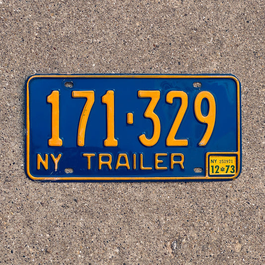 Photo of a 1966 New York TRAILER License Plate Auto Tag Garage Decor Vintage Blue 171 329