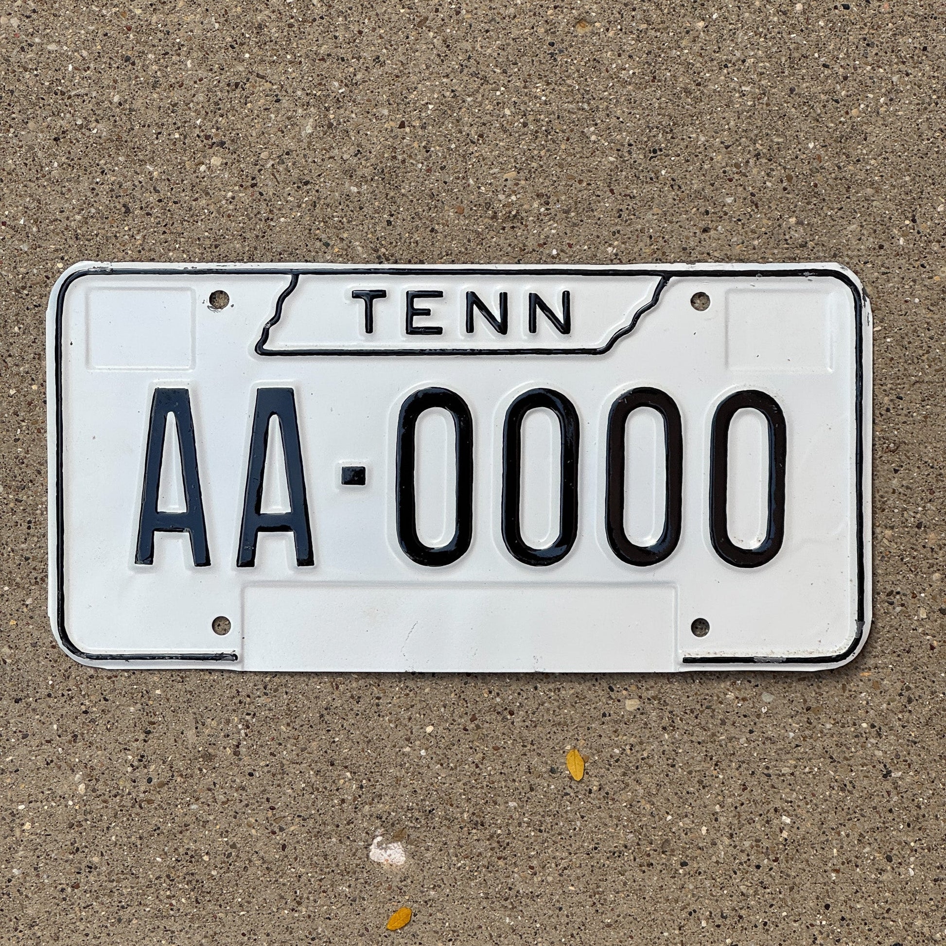 Photo of a 1966 Tennessee Sample License Plate Auto Tag Garage Decor Vintage AA 0000