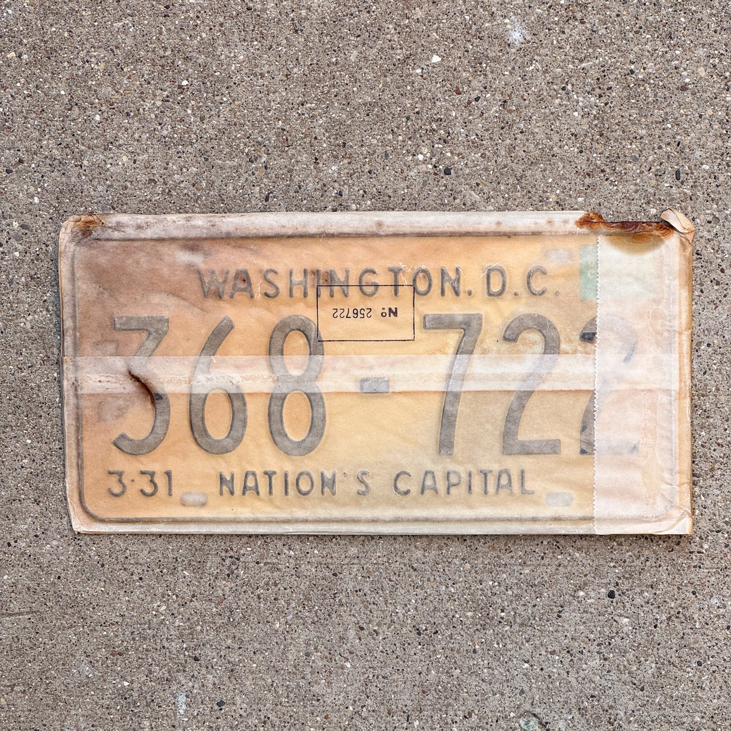 Photo of a 1967 1968 Washington DC License Plate Pair Auto Tag Garage Decor Vintage with Envelope 368 722 with original patina