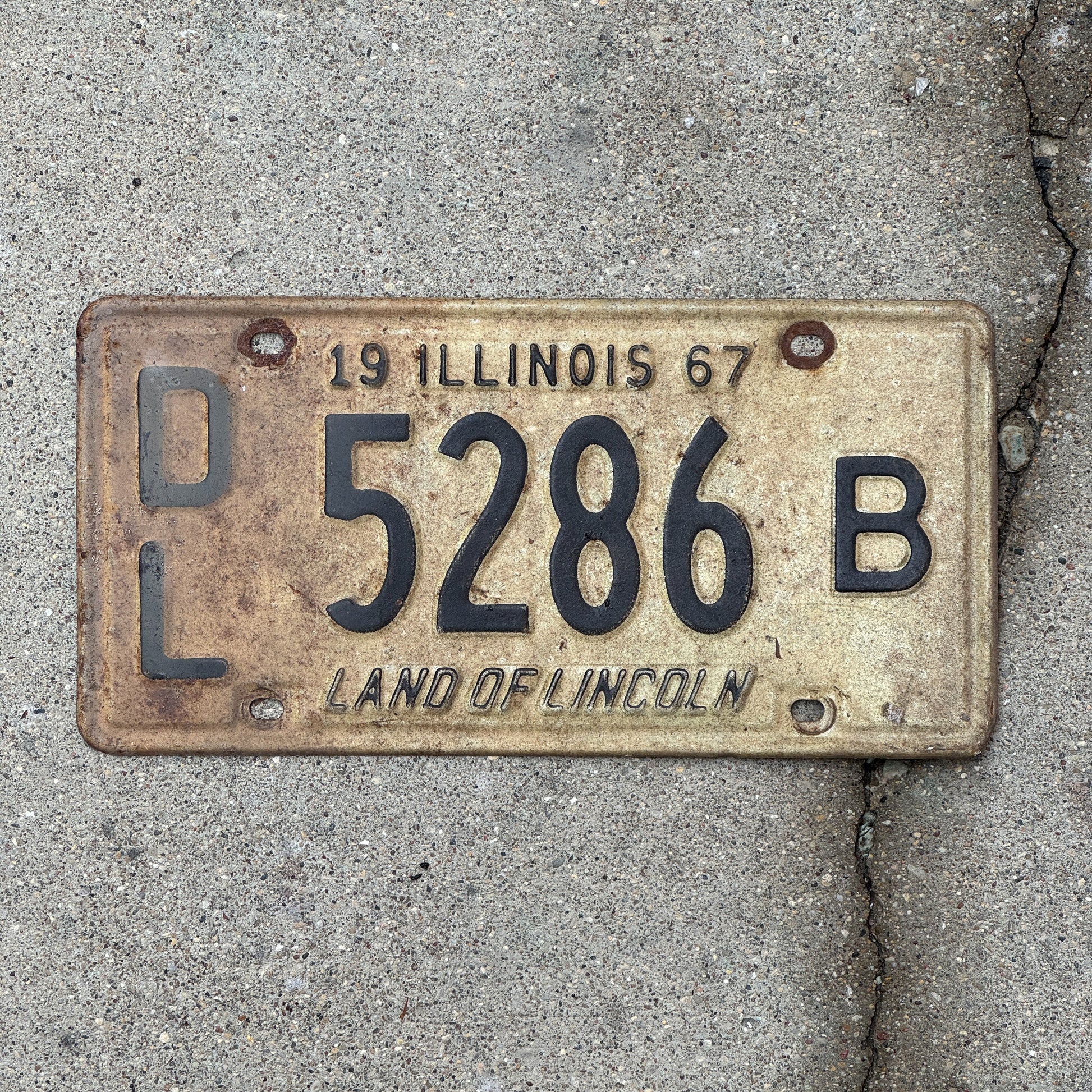 Photo of a 1967 Illinois Dealer License Plate Auto Tag 2 Vintage Garage 5286 B with original patina