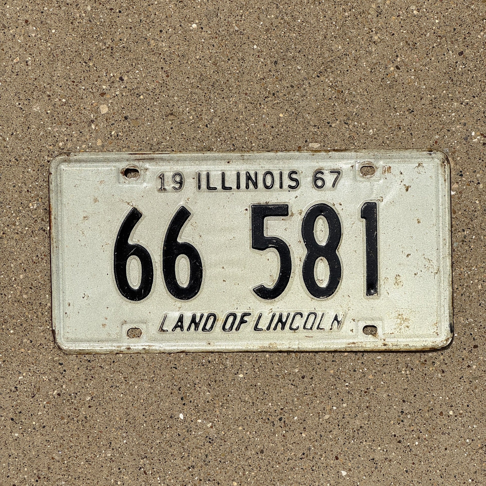 Photo of a 1967 Illinois License Plate Auto Tag Garage Decor Vintage 66 581