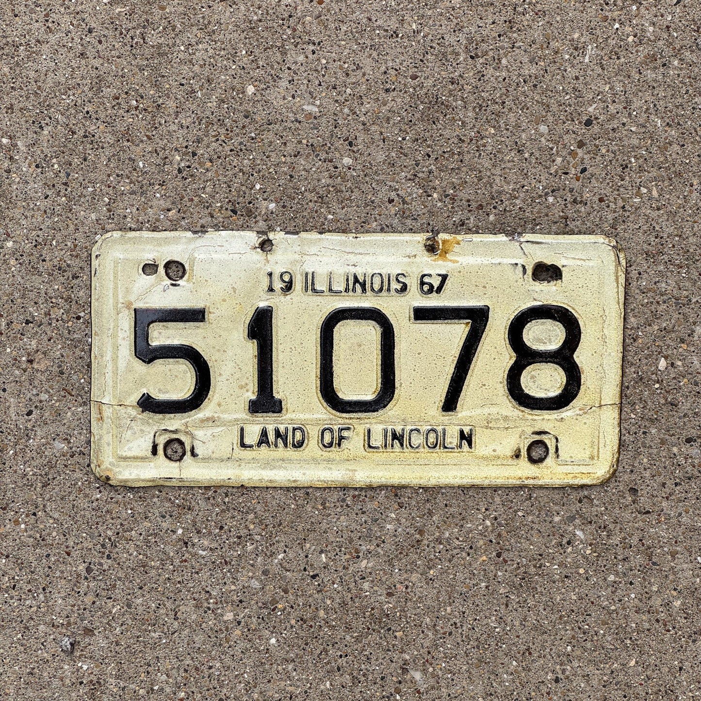 Photo of a 1967 Illinois Motorcycle License Plate Auto Tag Garage Decor Vintage 51078