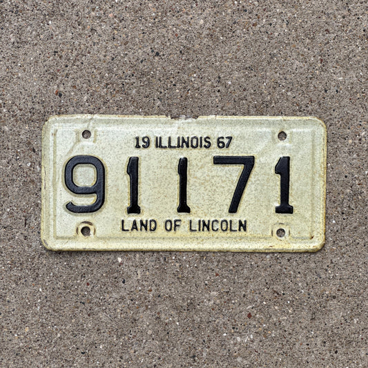 Photo of a 1967 Illinois Motorcycle License Plate Auto Tag Garage Decor Vintage 91171