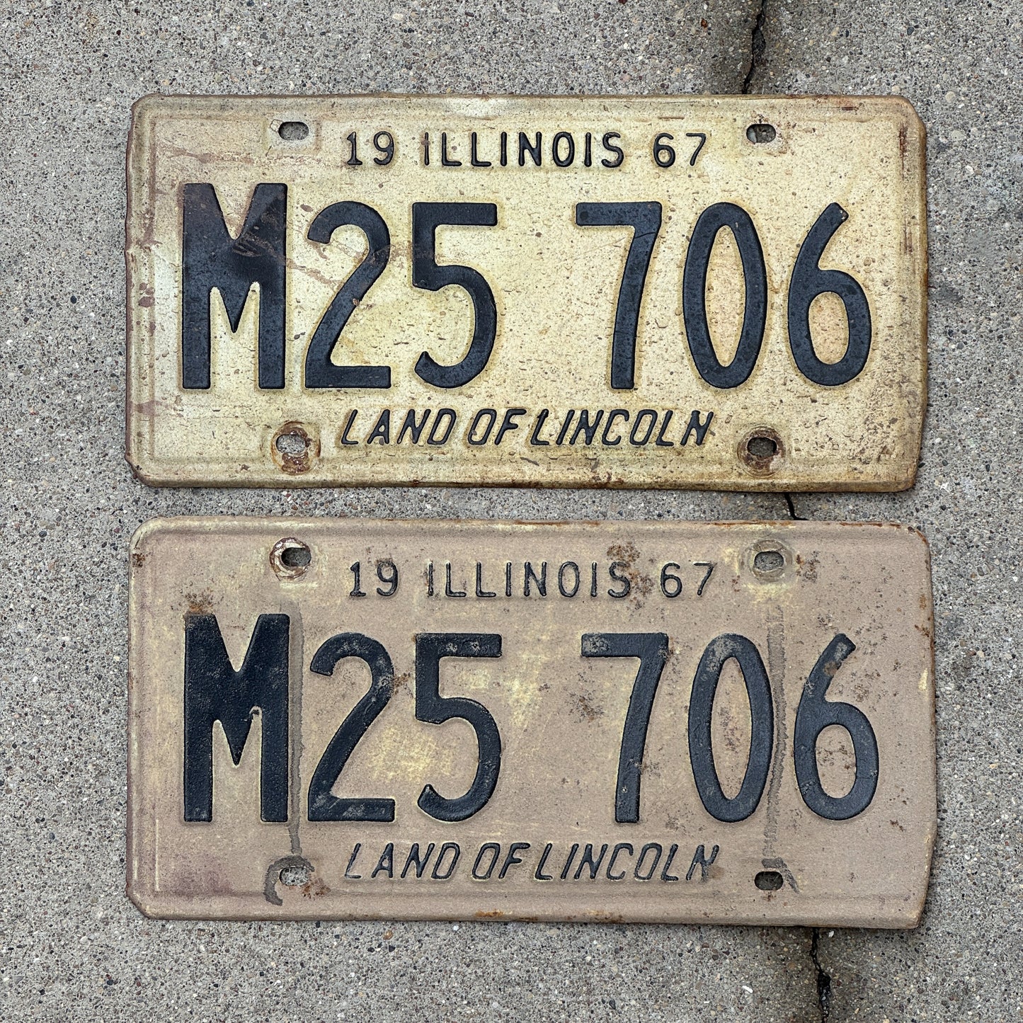 Photo of a 1967 Illinois Municipal License Plate Pair Auto Tag Garage Decor Vintage M 25 706 with original patina