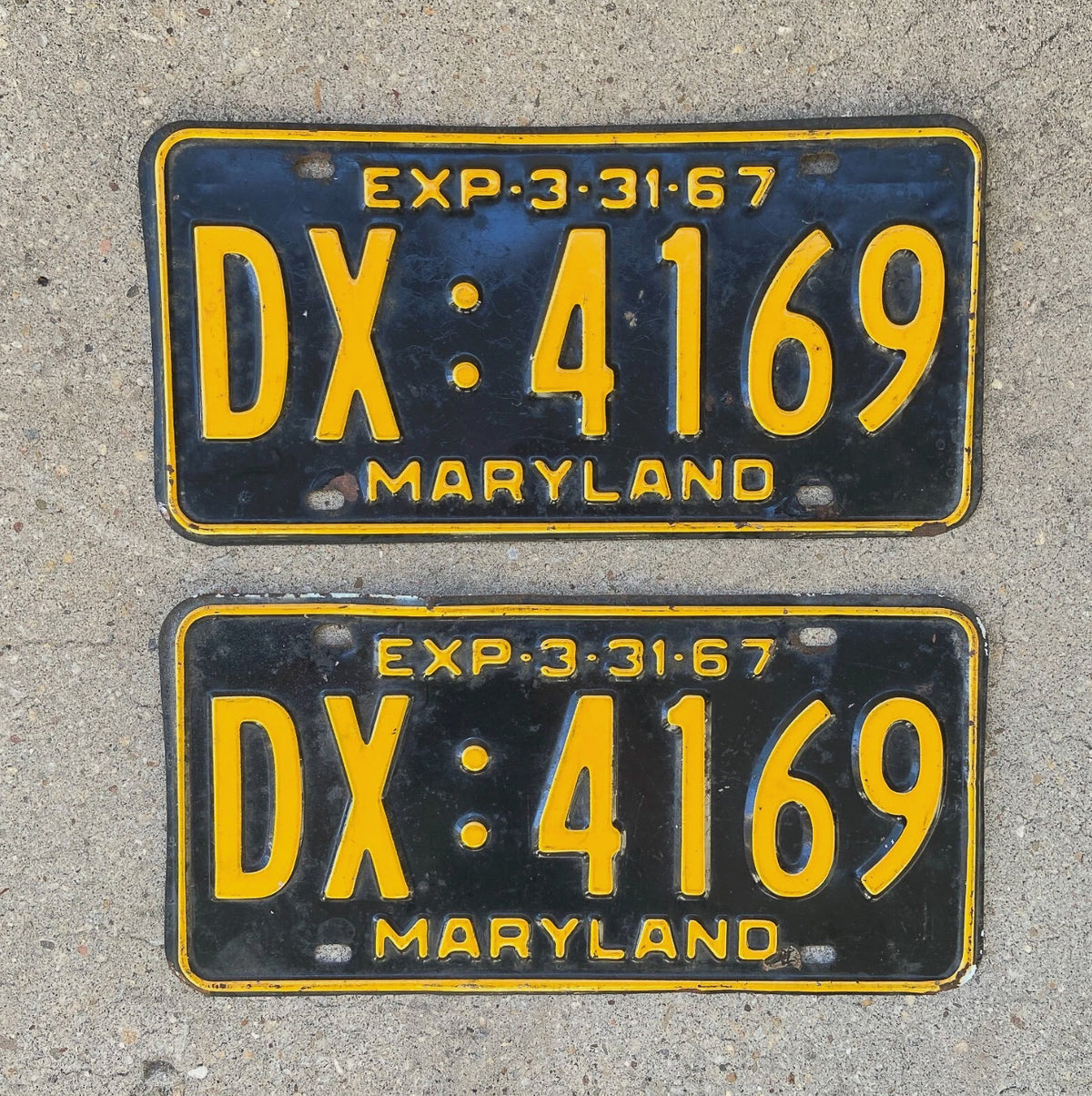 1967 Maryland License Plate Pair Auto Tag Nice Quality Bad Paint Year DX 4169