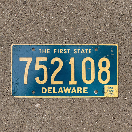 Photo of a 1968 Base Delaware License Plate Auto Tag Garage Decor Vintage 752108