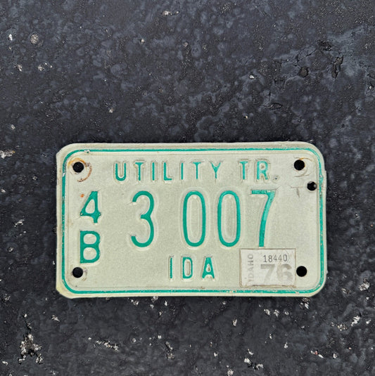 Photo of a 1968 Idaho Trailer License Plate Auto Tag Garage Decor Vintage Small 4B 3007