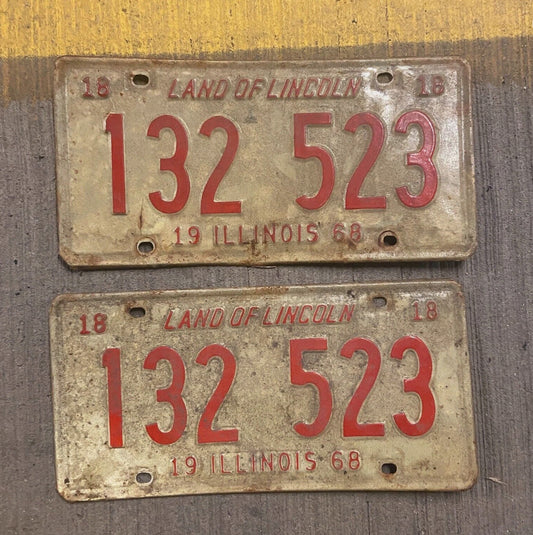 Photo of a 1968 Illinois License Plate Auto Tag Garage Decor Vintage 132 523