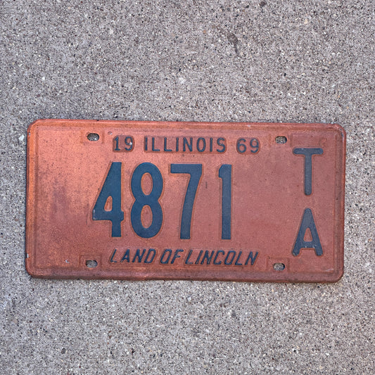 Photo of a 1968 Illinois Trailer License Plate Auto Tag Garage Decor Vintage 4871 TA with original patina