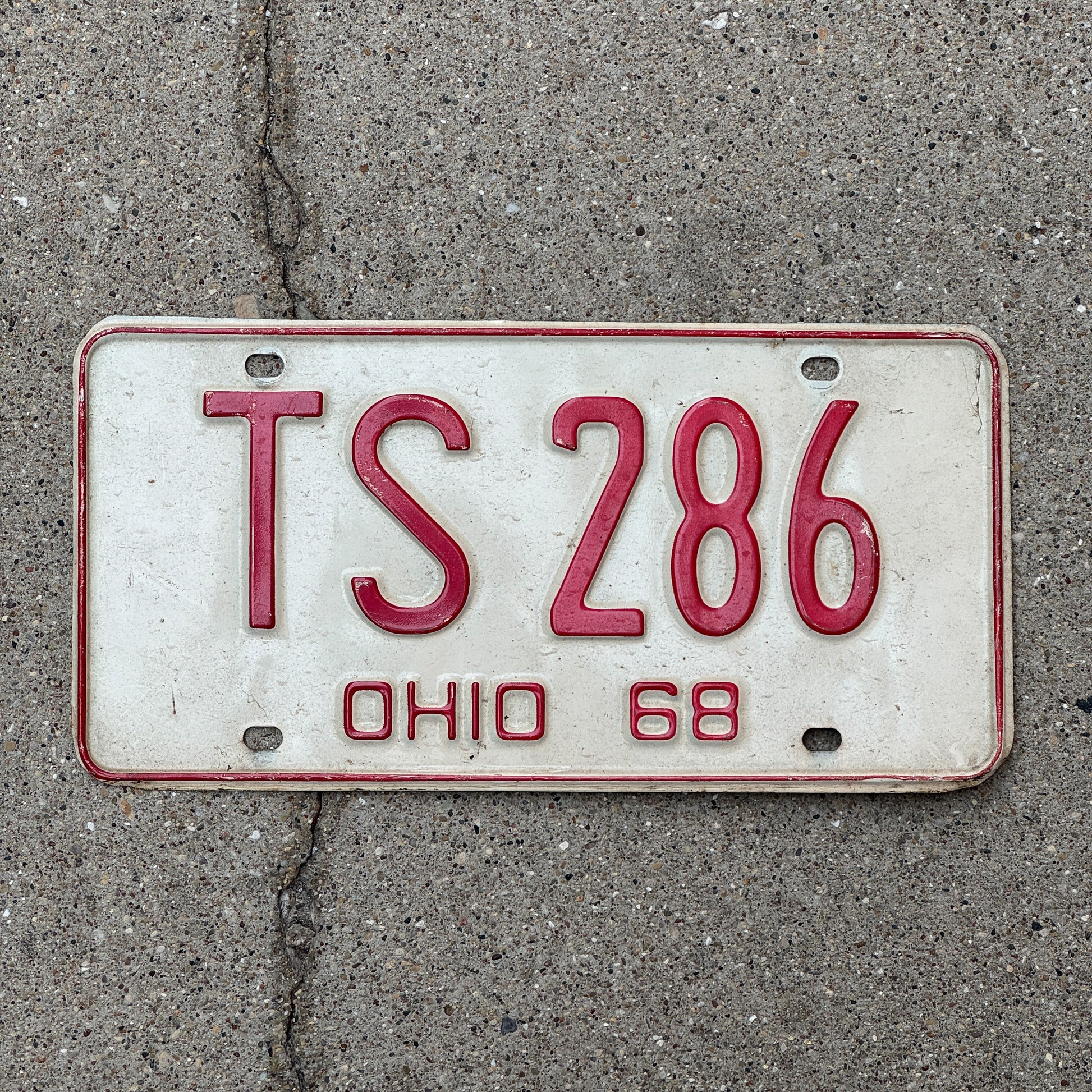 Photo of a 1968 Ohio License Plate Auto Tag Garage Decor Vintage TS 286 with original patina