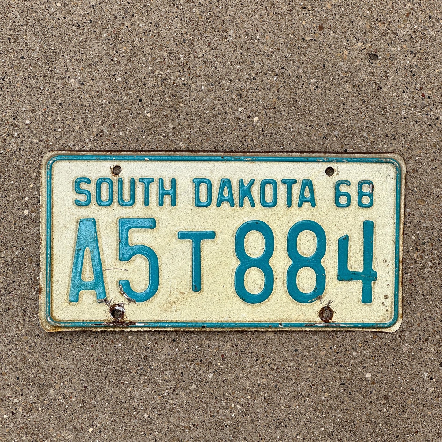 Photo of a 1968 South Dakota TRUCK License Plate Auto Tag Garage Decor Vintage A5 T 884