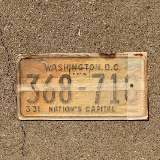 Photo of a 1968 Washington DC License Plate Auto Tag Garage Decor Vintage with Envelope 368 718