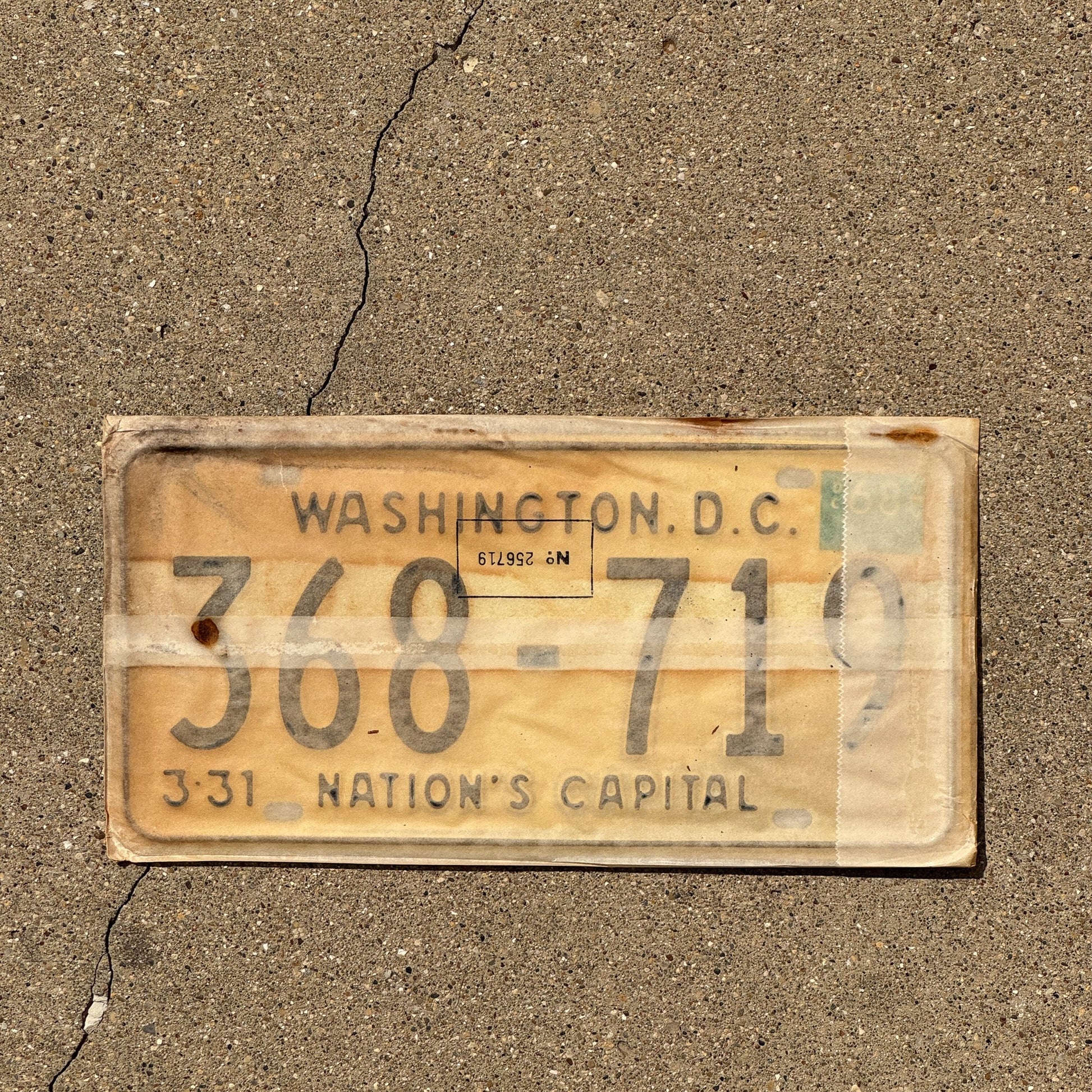 Photo of a 1968 Washington DC License Plate Auto Tag Garage Decor Vintage with Envelope 368 719