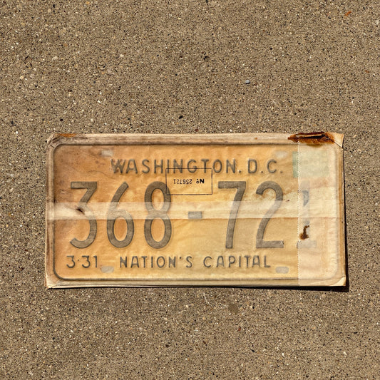 Photo of a 1968 Washington DC License Plate Auto Tag Garage Decor Vintage with Envelope 368 721