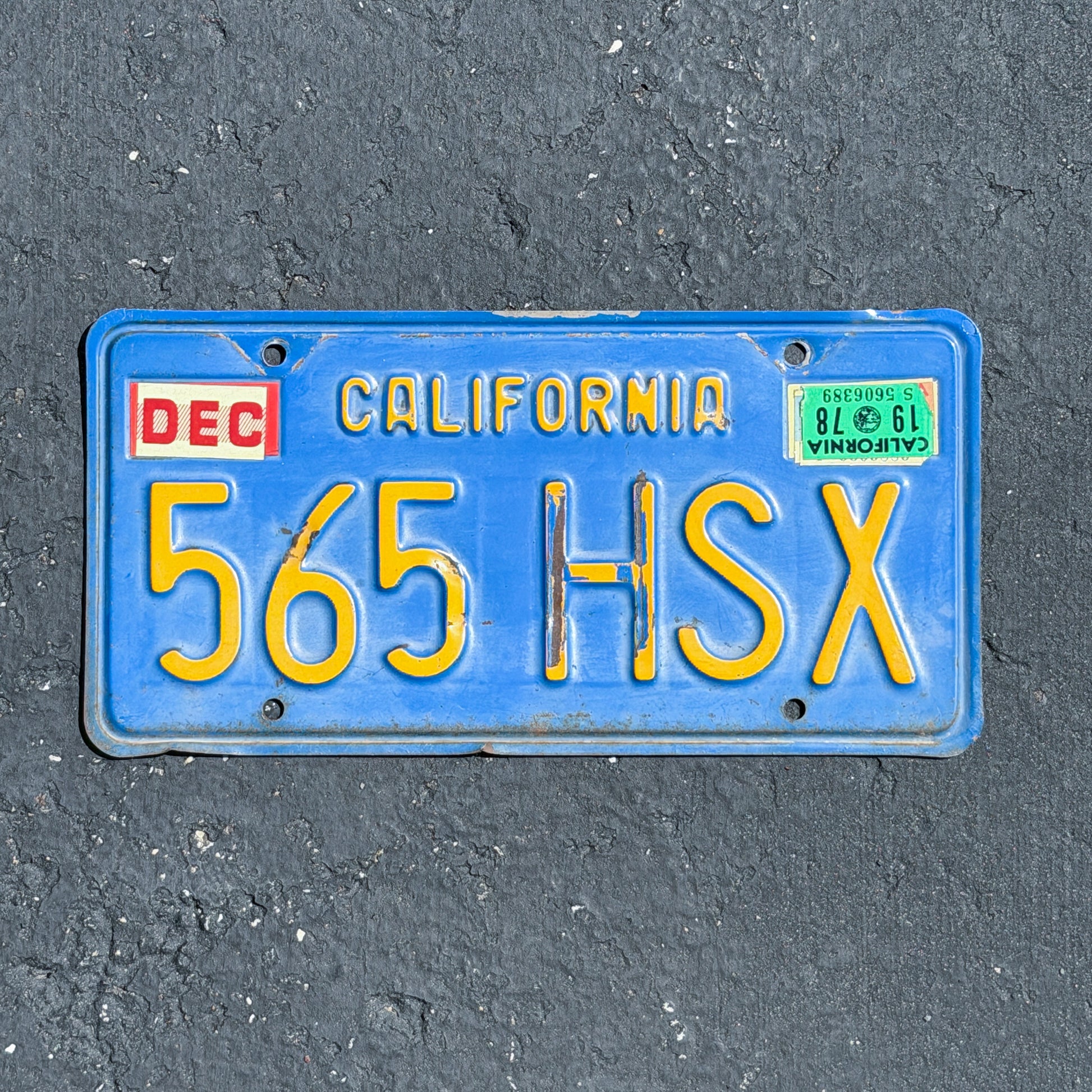 Photo of a 1969 1978 California License Plate Auto Tag Garage Decor Vintage 565 HSX with original patina