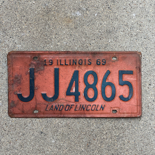 Photo of a 1969 Illinois License Plate Auto Tag Garage Decor Vintage JJ 4865 with original patina