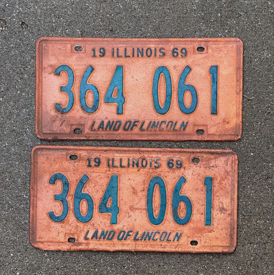 Photo of a 1969 Illinois License Plate Pair Auto Tag Garage Decor Vintage 364 061