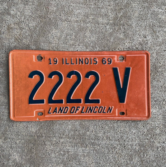 Photo of a 1969 Illinois Truck License Plate Auto Tag Garage Decor Vintage Repeat Repeating Great Number 2222 V with original patina