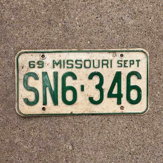 Photo of a 1969 Missouri License Plate Auto Tag Garage Decor Vintage SN6 346
