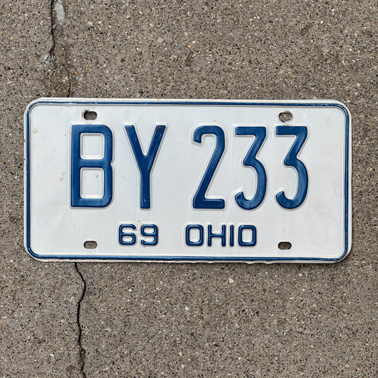 Photo of a 1969 Ohio License Plate Auto Tag Garage Decor Vintage BY 233 with original patina