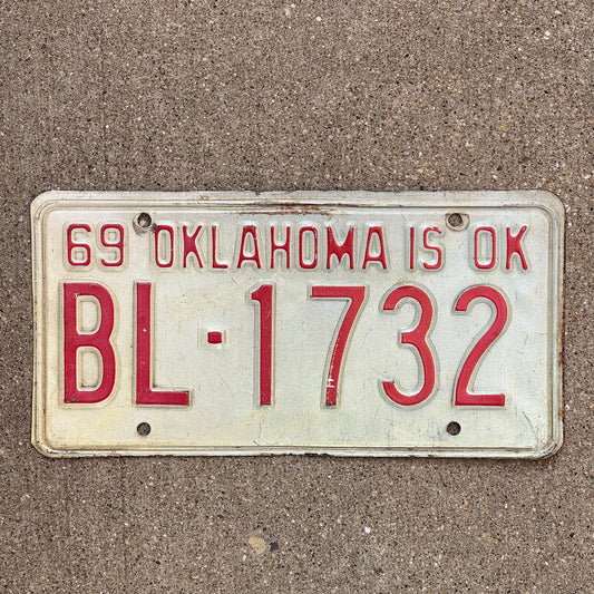 Photo of a 1969 Oklahoma License Plate Auto Tag Garage Decor Vintage BL 1732 with original patina