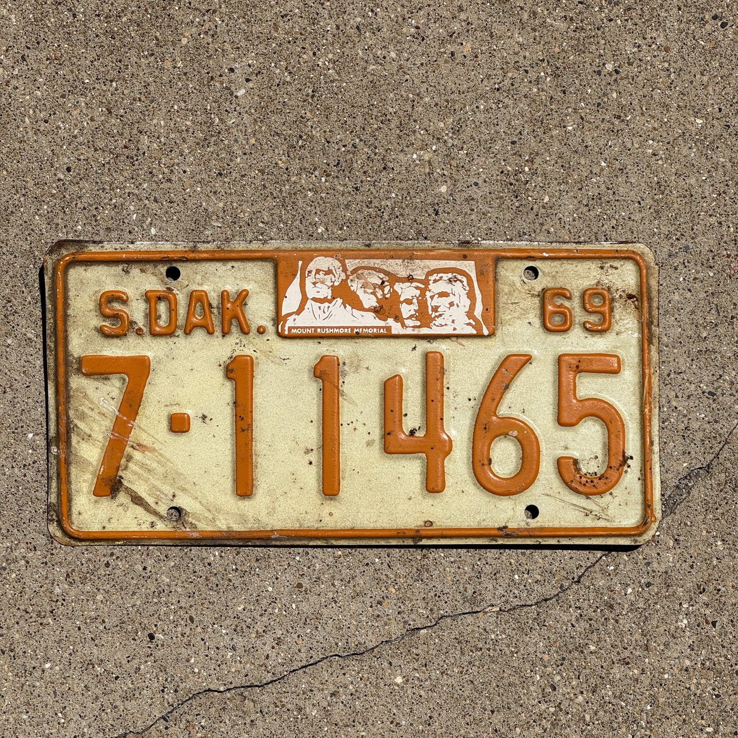 Photo of a 1969 South Dakota License Plate Auto Tag Garage Decor Vintage Yankton 7 11465