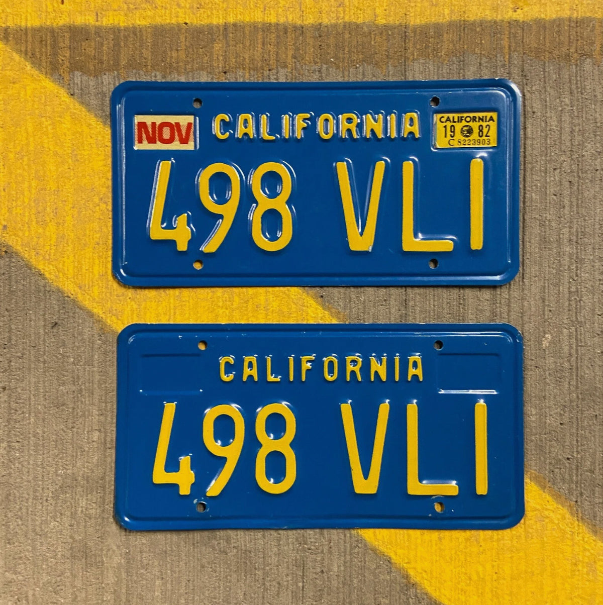 1970 1982 California License Plate Pair Auto Tag DMV Clear Number 498 VLI