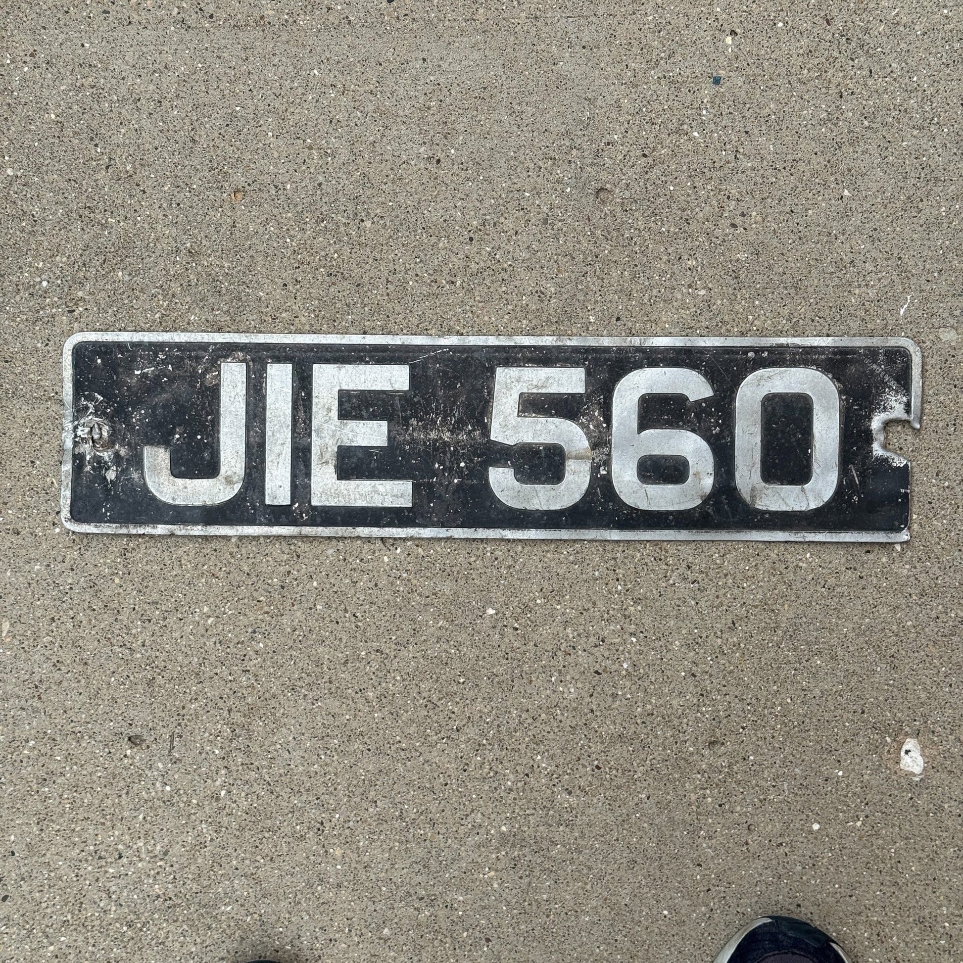 Photo of a 1970 Era Ireland License Plate Auto Tag Garage Decor Vintage County Clare JIE 560