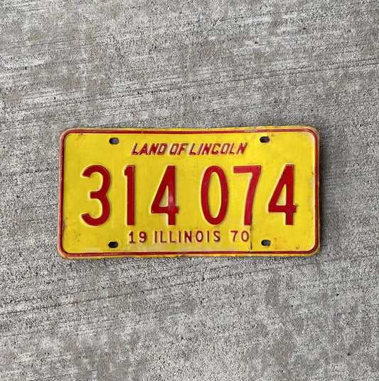 Photo of a 1970 Illinois License Plate Auto Tag Garage Decor Vintage 314074 with original patina
