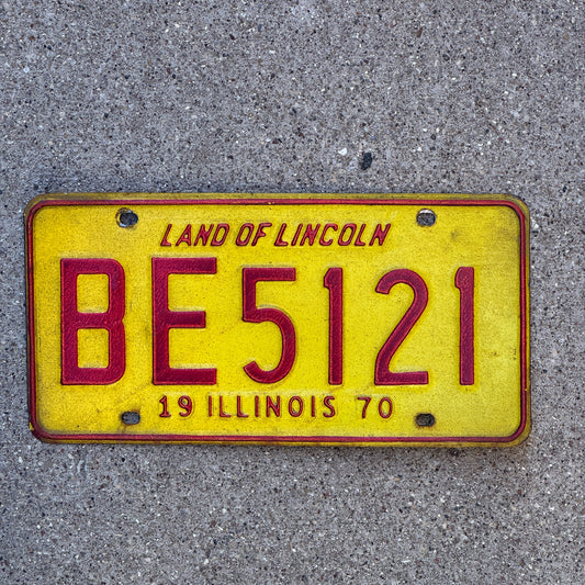 Photo of a 1970 Illinois License Plate Auto Tag Garage Decor Vintage BE 5121 with original patina