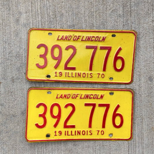 Photo of a 1970 Illinois License Plate Pair Auto Tag Garage Decor Vintage 392776 with original patina