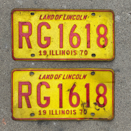 Photo of a 1970 Illinois License Plate Pair Auto Tag Garage Decor Vintage RG 1618 with original patina