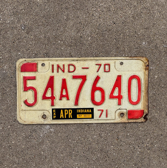 Photo of a 1970 Indiana License Plate Auto Tag Garage Decor 54 A 7640