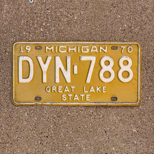 Photo of a 1970 Michigan License Plate Auto Tag 1 Garage Decor DYN 788