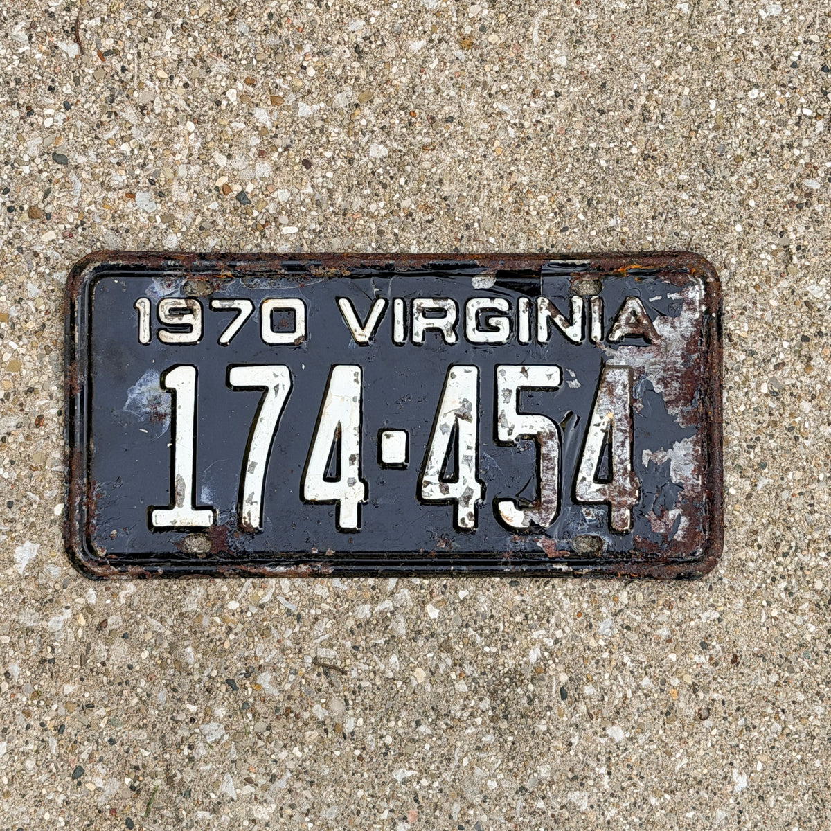 Photo of a 1970 Virginia License Plate Auto Tag Garage Decor Vintage 174 454 with original patina