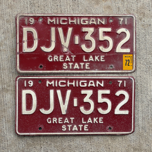 Photo of a 1971 1972 Michigan License Plate Pair Auto Tag Garage Decor Vintage DJV 352 with original patina