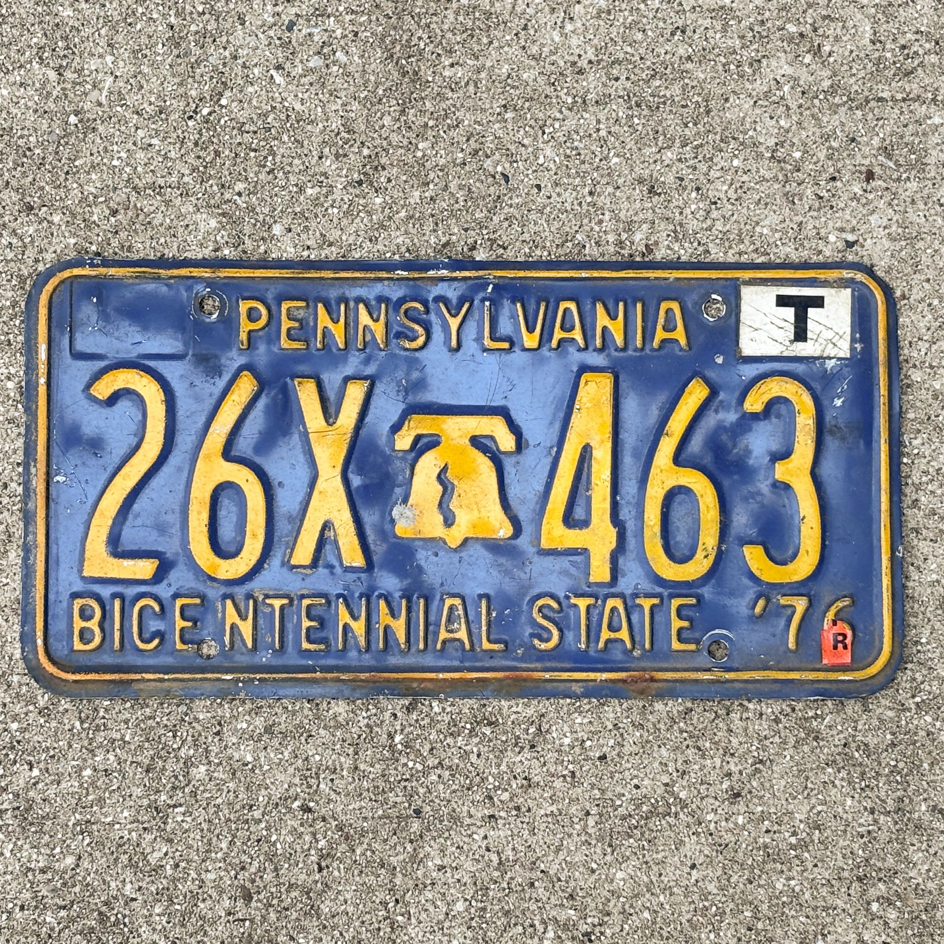 Photo of a 1971 1976 Pennsylvania License Plate Auto Tag Garage Decor Vintage Bicentennial Liberty Bell 26X 463 with original patina