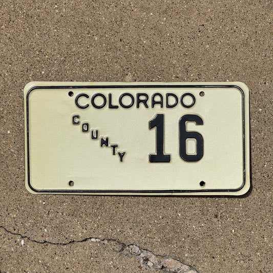 Photo of a 1971 Colorado County License Plate Auto Tag Garage Decor Vintage 16