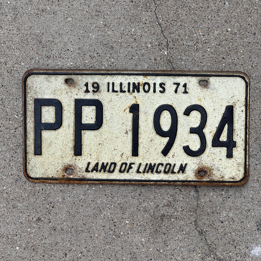 Photo of a 1971 Illinois License Plate Auto Tag Garage Decor Vintage Birth Year PP 1934 with original patina
