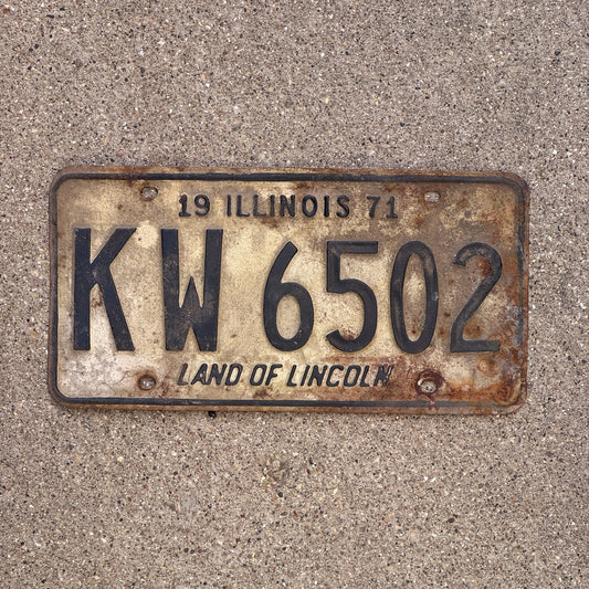 Photo of a 1971 Illinois License Plate Auto Tag Garage Decor Vintage KW 6502 with original patina