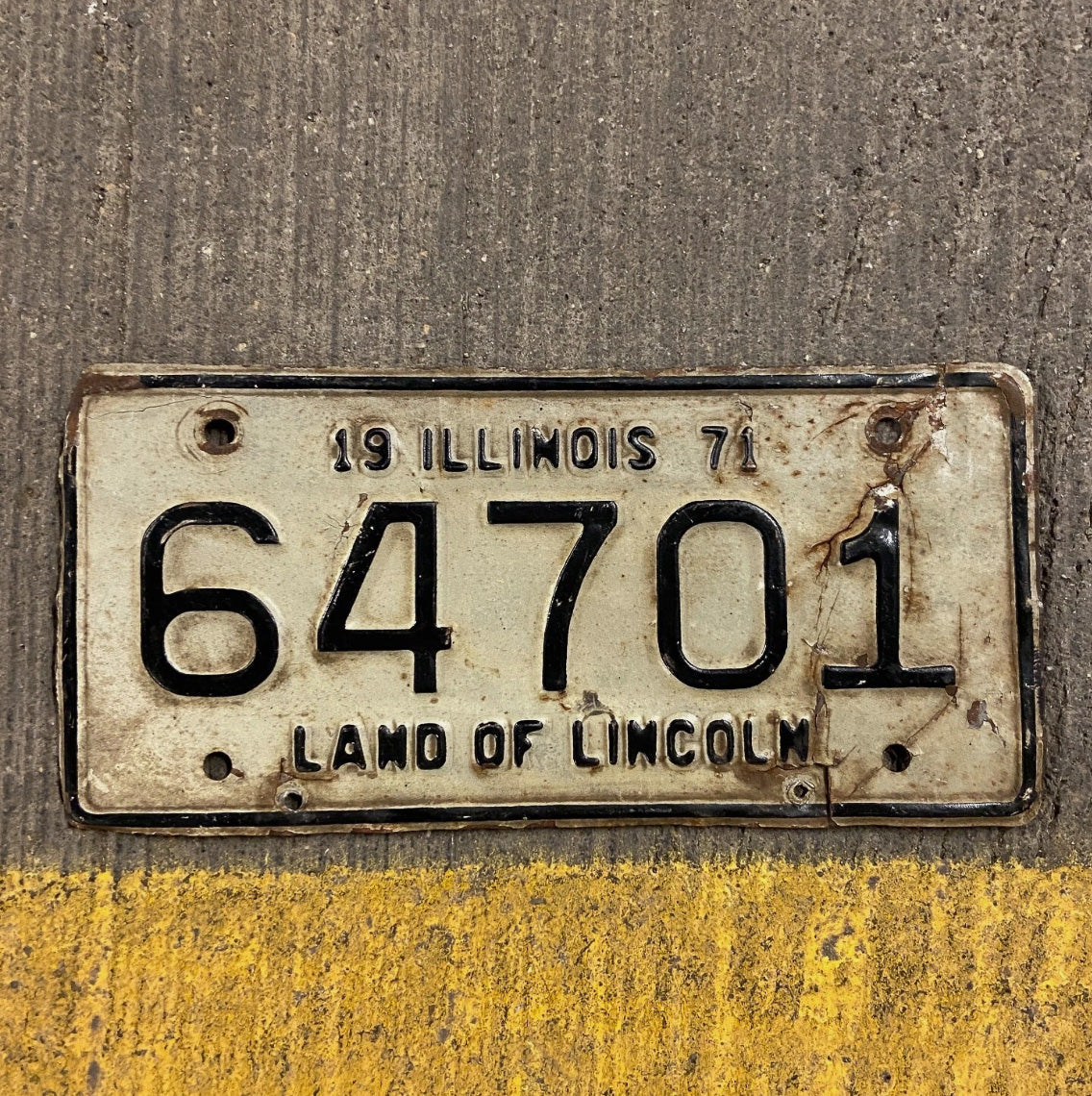 Photo of a 1971 Illinois Motorcycle License Plate Auto Tag Garage Decor Vintage 64701