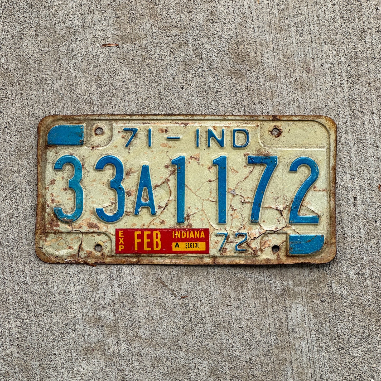 Photo of a 1971 Indiana License Plate Auto Tag Garage Decor Vintage 33 A 1172 with original patina
