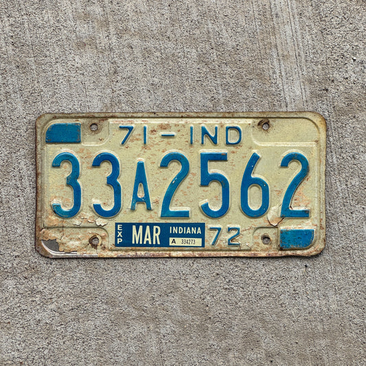Photo of a 1971 Indiana License Plate Auto Tag Garage Decor Vintage 33 A 2562 with original patina
