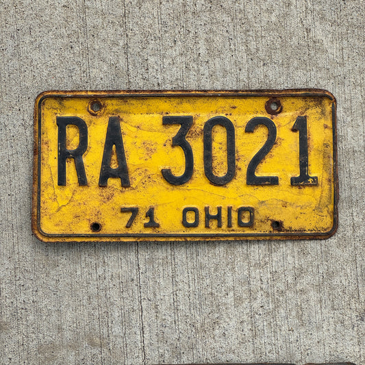 Photo of a 1971 Ohio License Plate Auto Tag Garage Decor Vintage RA 3021 with original patina