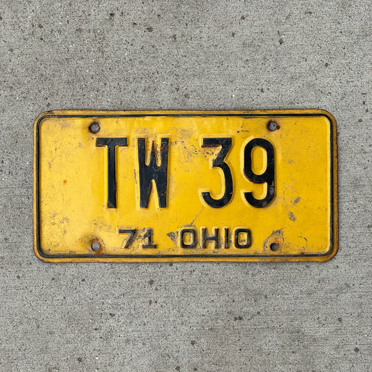 Photo of a 1971 Ohio License Plate Auto Tag Garage Decor Vintage TW 39 with original patina